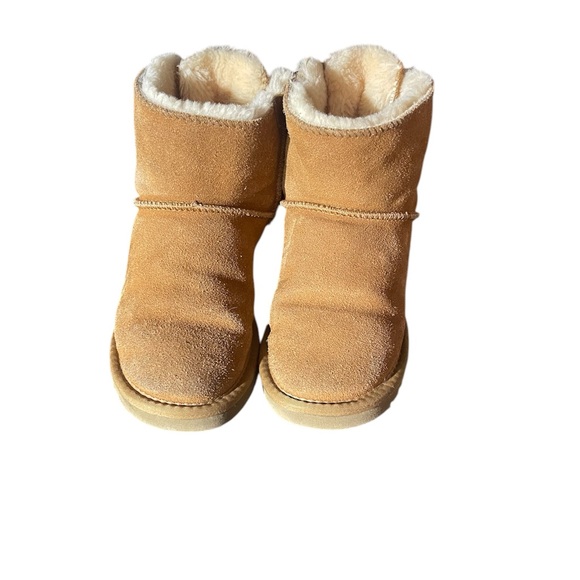 Tan Winter Boots - Picture 2 of 5
